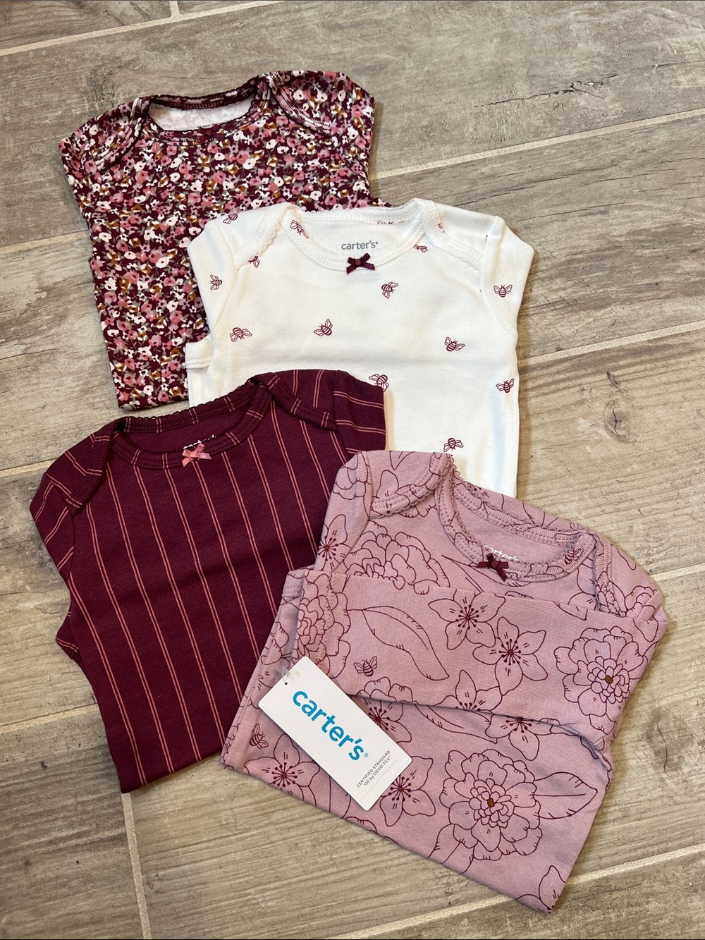 NWT Carter's Girls 4-Pack Bodysuits in Maroon, Pink & White 6 mo